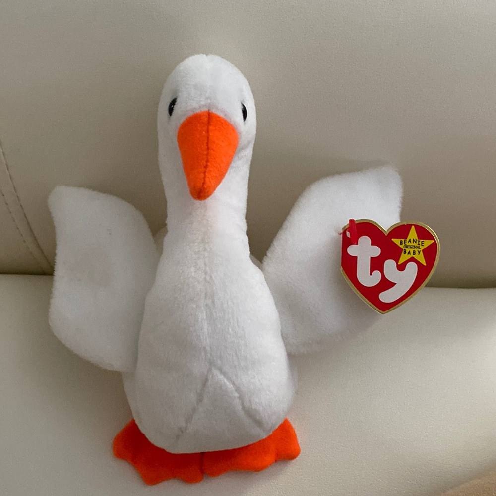 Ty Beanie Baby Original. GRACIE the Swan. Born June 17, 1996.Rare Retired. #4126